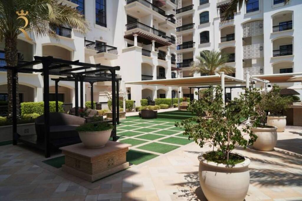 Apartment 1br Oasis At Starry Supernova In Yas Island