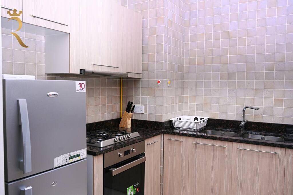1br Oasis At Starry Supernova In Yas Island Apartment