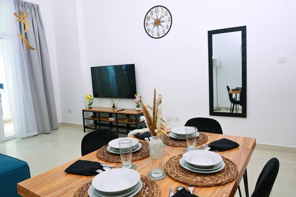 Apartment 1br Oasis At Starry Supernova In Yas Island